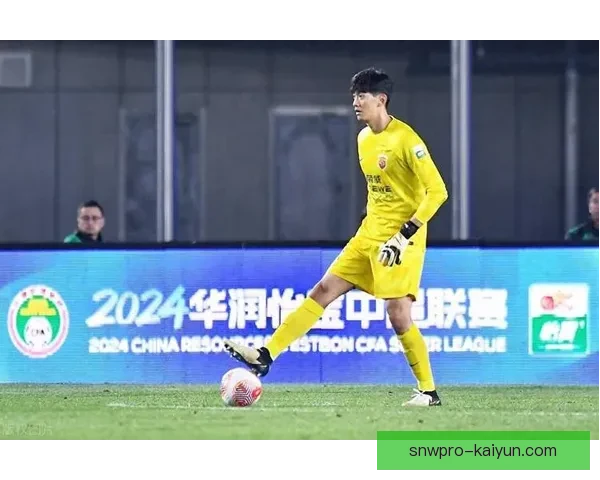 足球新星闪耀赛场，未来之星状态回暖，备受期待
