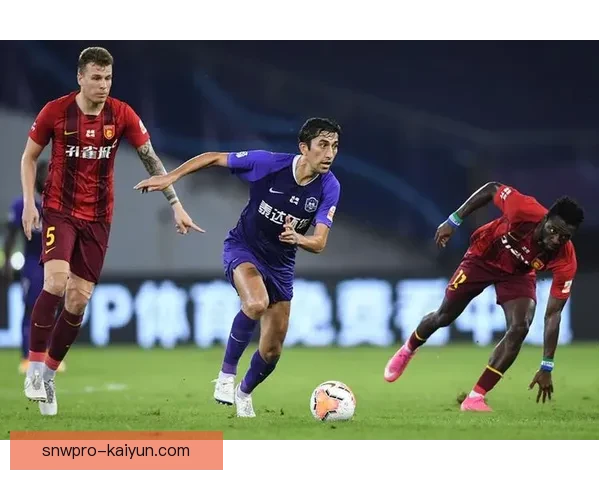 戴维斯边路配合表现稳健，攻防转换效率持续提升